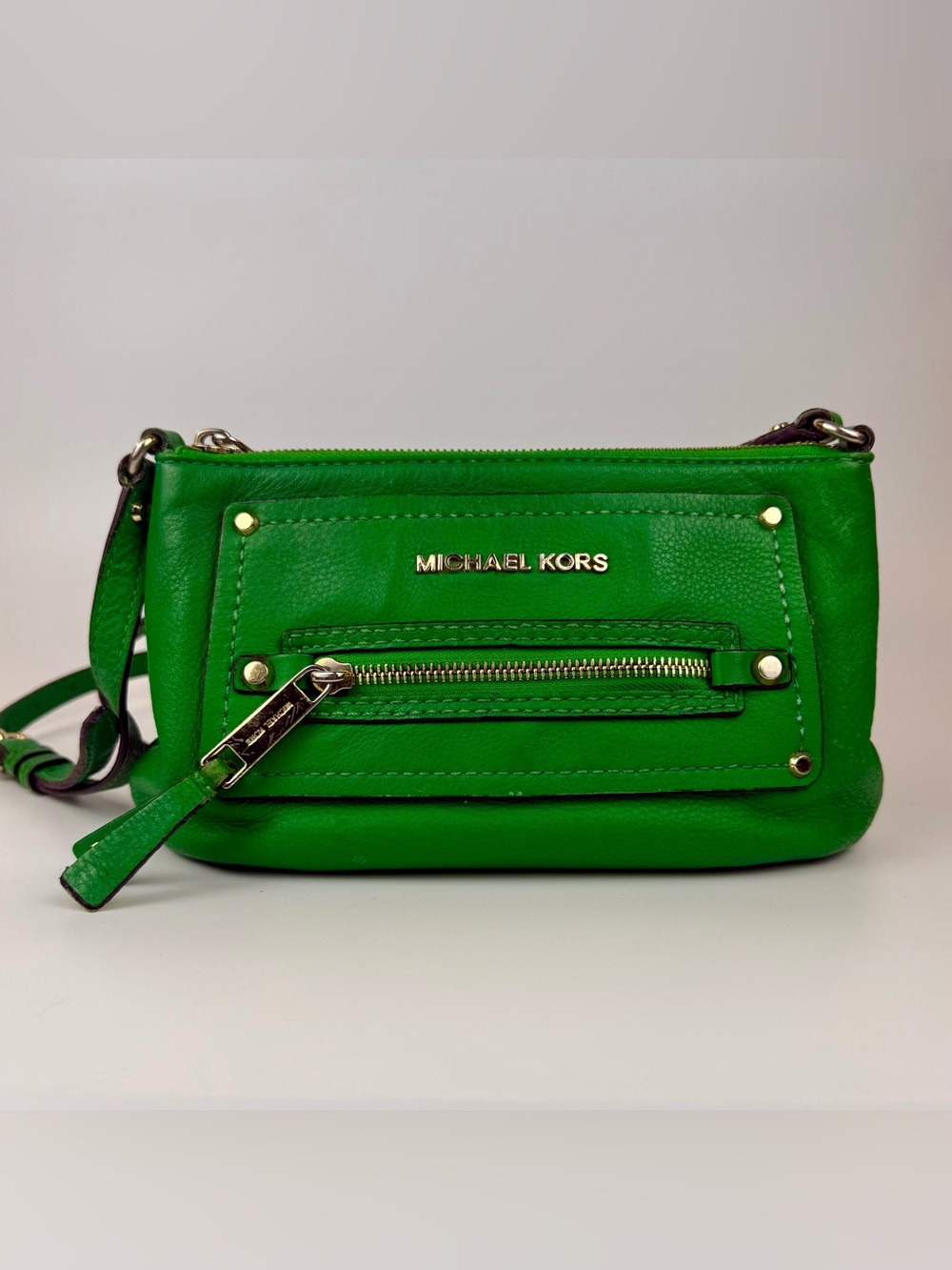 Michael Kors Women’s Gilmore Small Green Leather Small Crossbody Satchel Bag